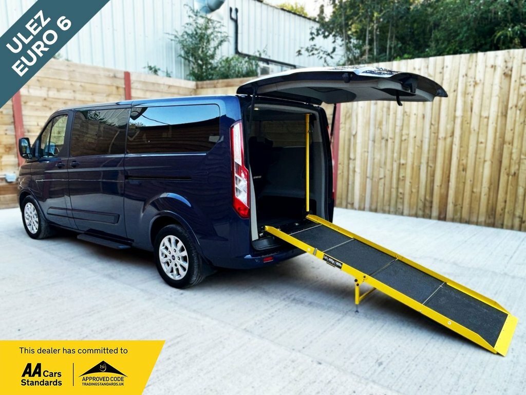 Ford Tourneo Custom Mpv Blue