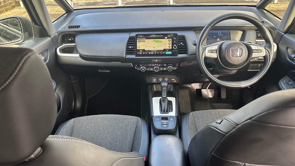 Honda Jazz Honda Jazz 1.5 I-mmd Hybrid Advance Ecvt Hatch OW23FOP Black #4