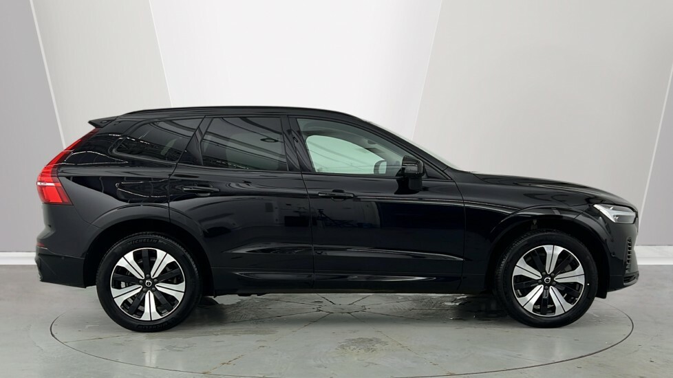 Volvo XC60 Plus, T6 Awd Plug-in Hybrid, Dark RO25MVE Black #3