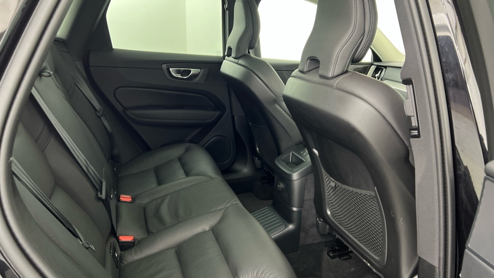 Volvo XC60 Plus, T6 Awd Plug-in Hybrid, Dark RO25MVE Black #6