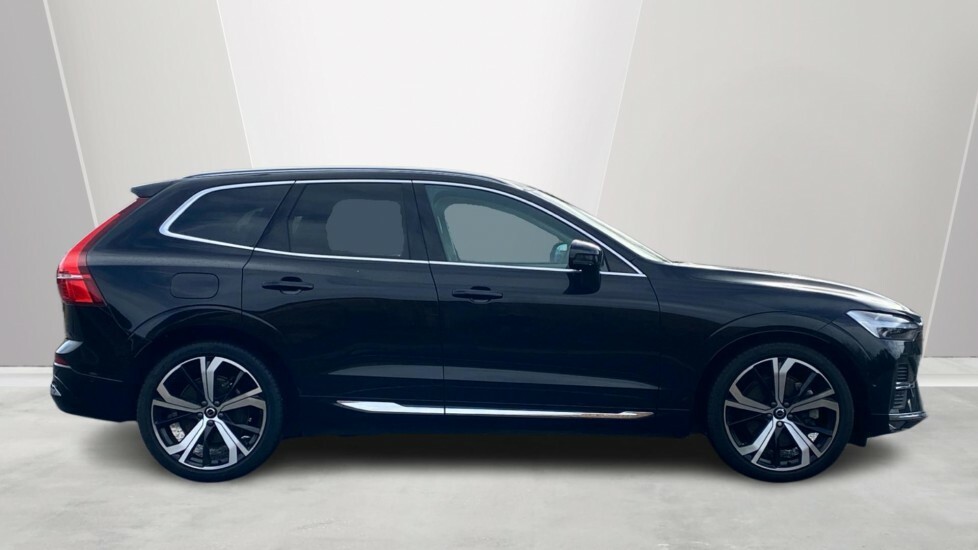 Volvo XC60 Ultra, B5 Awd Mild Hybrid, Bright RA74DZT Black #3