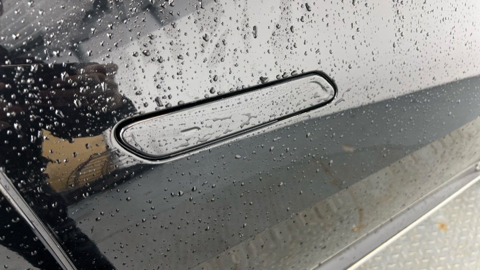 Kia  3 1.5P Mt Isg Silver #41