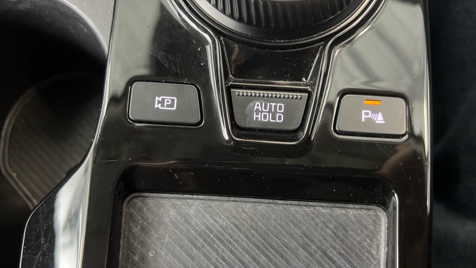 Kia  3 1.5P Mt Isg Silver #25