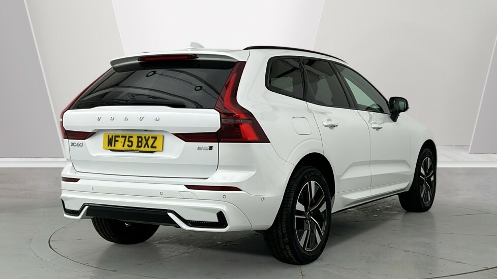 Volvo XC60 Plus, B5 Awd Mild Hybrid, Dark WF75BXZ White #2