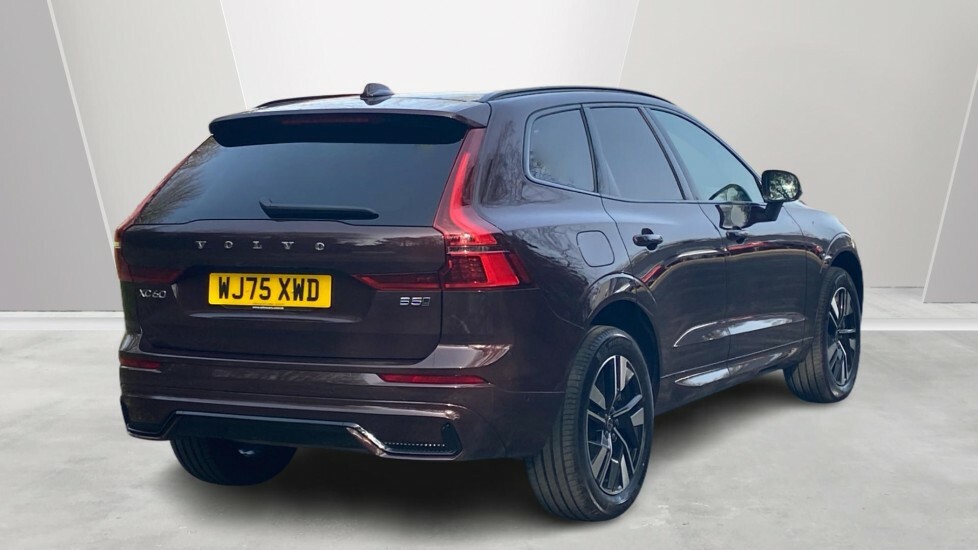 Volvo XC60 Plus, B5 Awd Mild Hybrid, Dark WJ75XWD Red #2