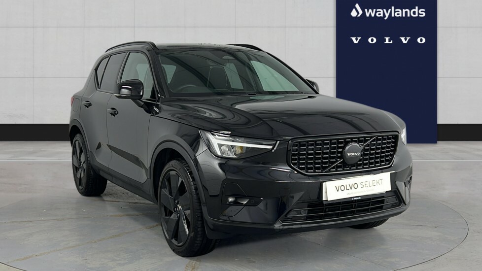 Volvo XC40 Black Edition Plus, B3 Mild Hybrid, Black