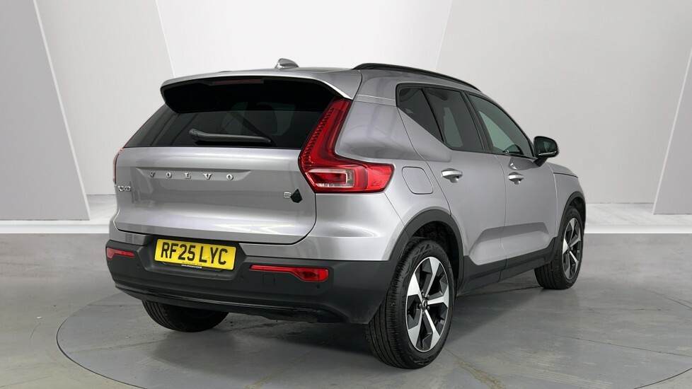 Volvo XC40 Plus, B3 Mild Hybrid, Dark RF25LYC Silver #2