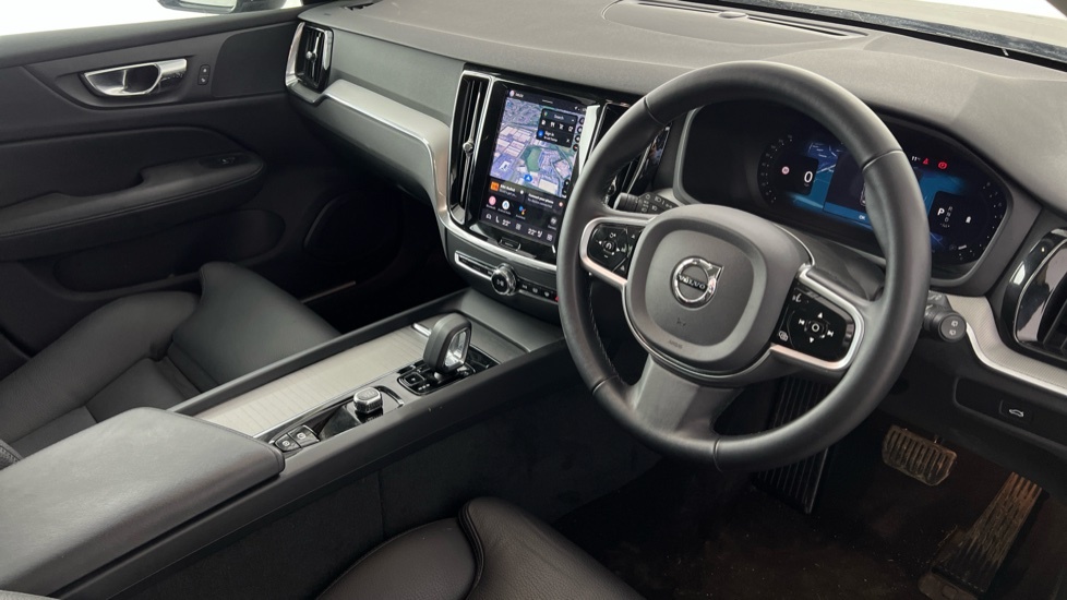 Volvo V60 Plus, B4 Mild Hybrid, Dark RV25XWP Black #4