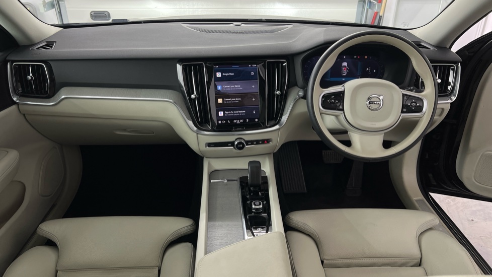 Volvo V60 Ultra, B4 Mild Hybrid, Dark RE25LHH Black #5