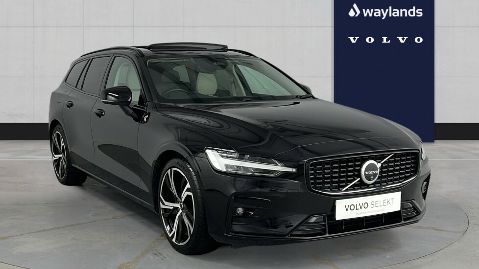 Volvo V60 Ultra, B4 Mild Hybrid, Dark Black