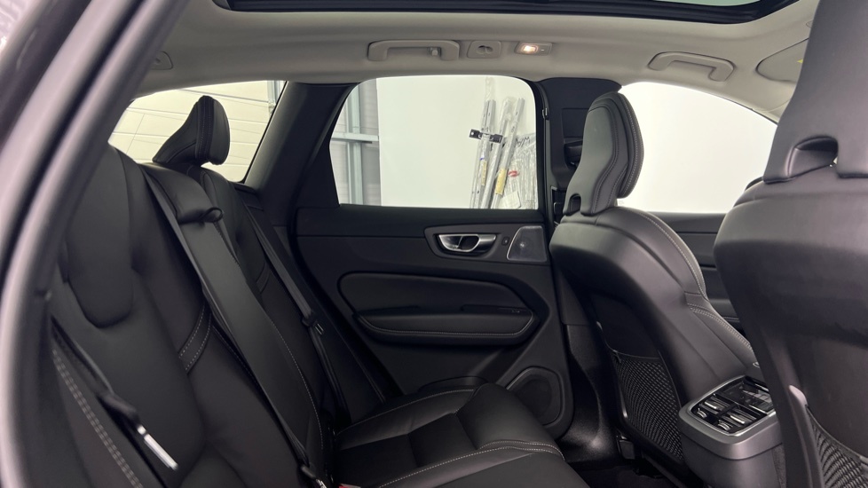 Volvo XC60 Ultra, B5 Awd Mild Hybrid, Dark 21 Alloy RF74ZSV Grey #6