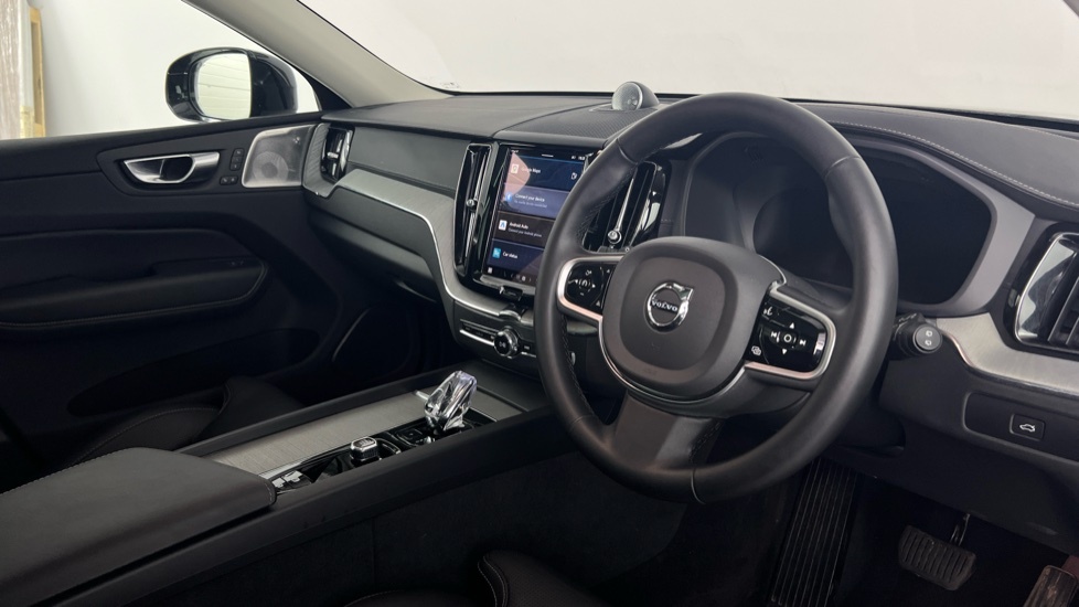 Volvo XC60 Ultra, B5 Awd Mild Hybrid, Bright 21 All RV25WXG Black #4