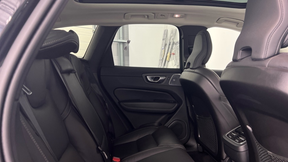 Volvo XC60 Ultra, B5 Awd Mild Hybrid, Bright 21 All RV25WXG Black #6
