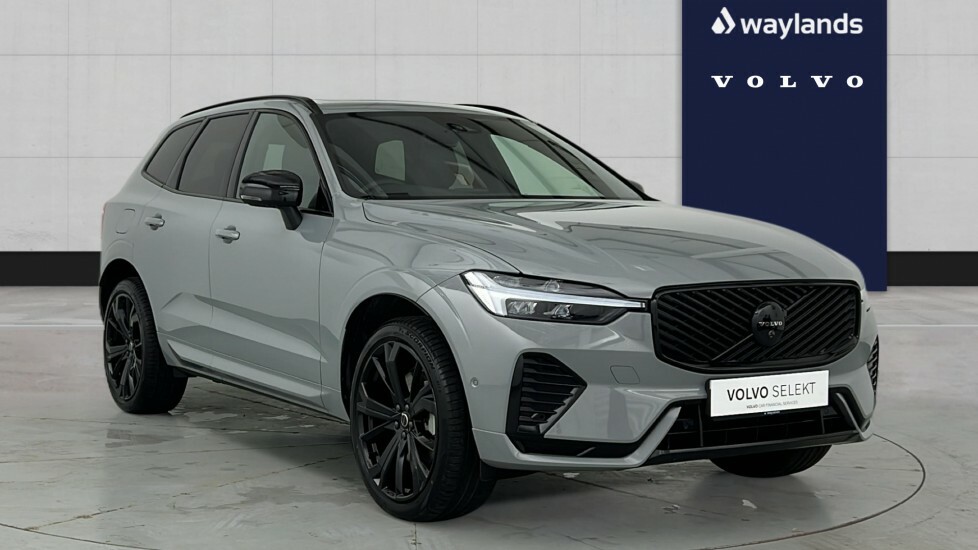 Volvo XC60 Black Edition Plus, B5 Awd Mild Hybrid, Grey