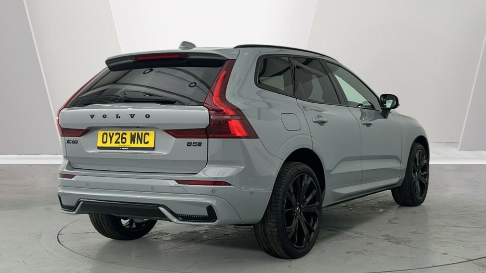 Volvo XC60 Black Edition Ultra, B5 Awd Mild Hybrid, OY26WNC Grey #2