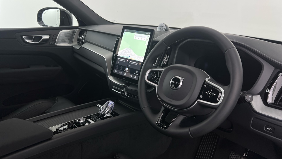 Volvo XC60 Black Edition Ultra, B5 Awd Mild Hybrid, OY26WNC Grey #4