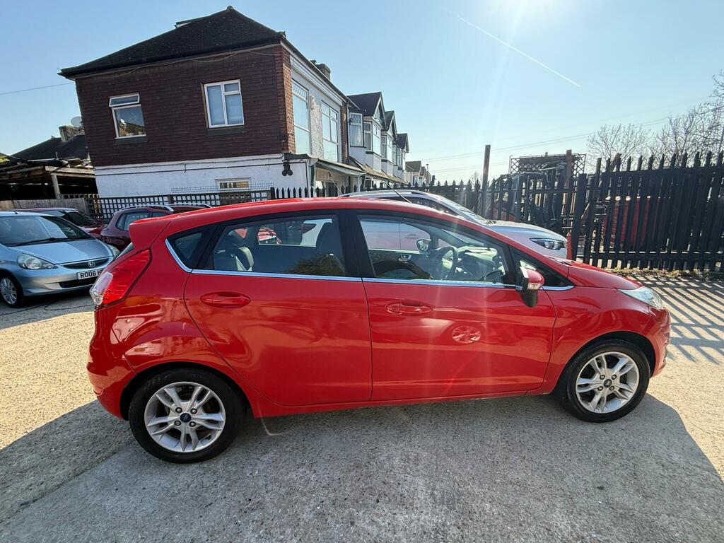 Ford Fiesta 1.25 Zetec Euro 6 GJ15VVS Red #6