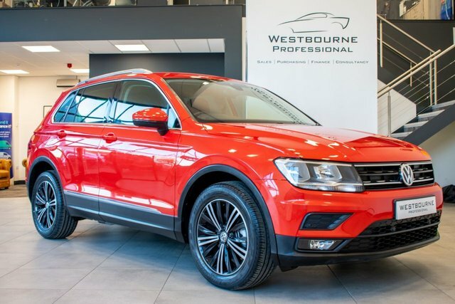 Volkswagen Tiguan 1.4 Tsi Se Navigation Suv Dsg 4Motion E Orange