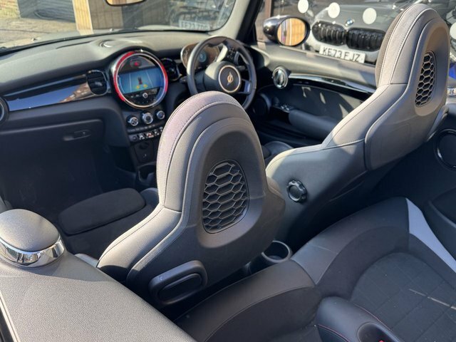 Mini Convertible 1.5 Cooper Sport Convertible Steptronic KN72HHX Grey #3