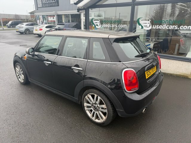 Mini Hatch 1.5 Cooper Seven Hatchback Euro SC67BYD Black #5