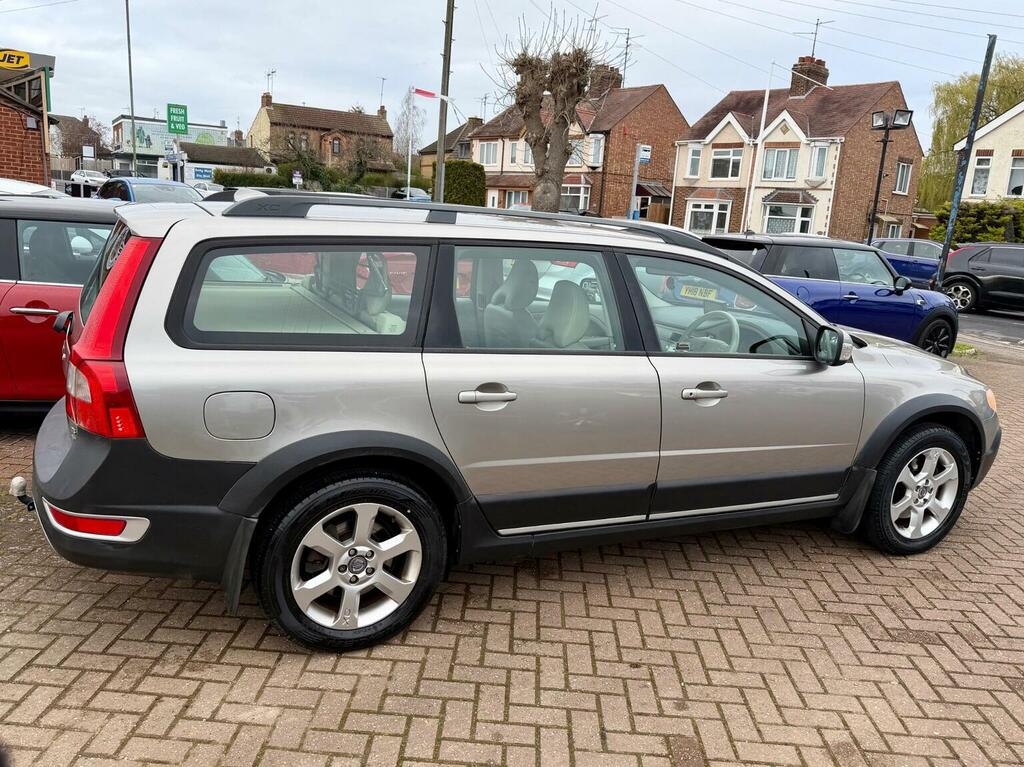 Volvo XC70 2.4 D5 Se Geartronic Awd Euro 4 200857 Gold #5