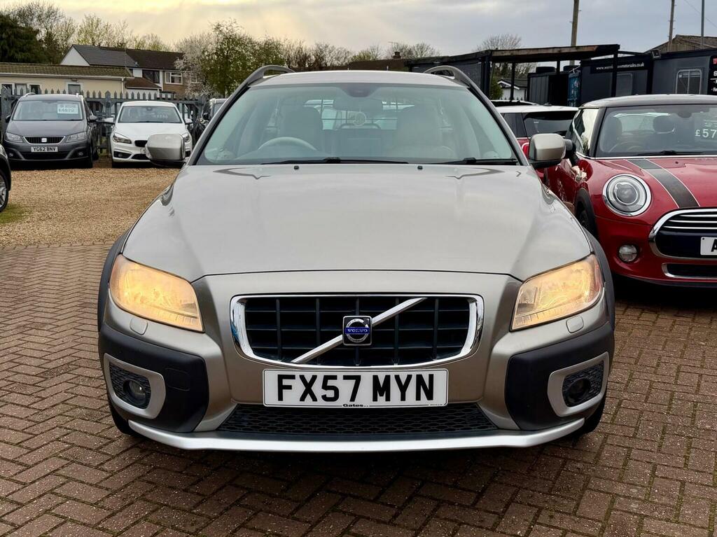 Volvo XC70 2.4 D5 Se Geartronic Awd Euro 4 200857 Gold #2