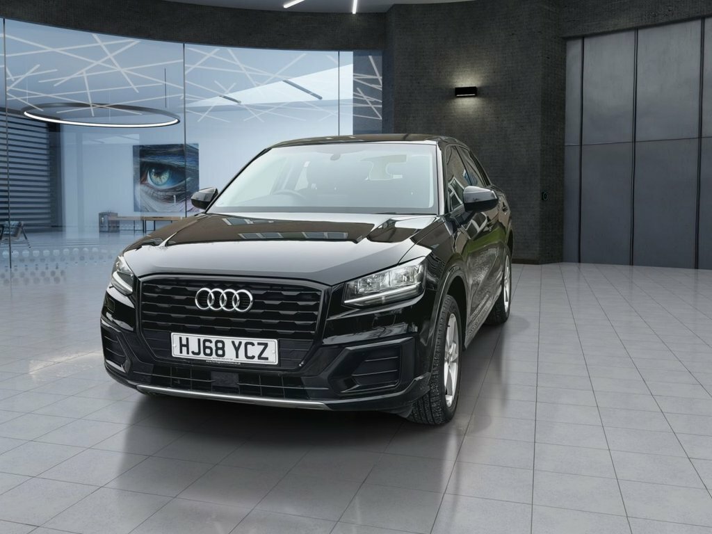 Audi Q2 1L Sport Black #3