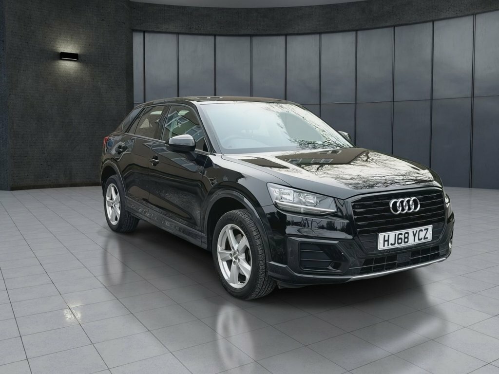 Audi Q2 1L Sport Black #2