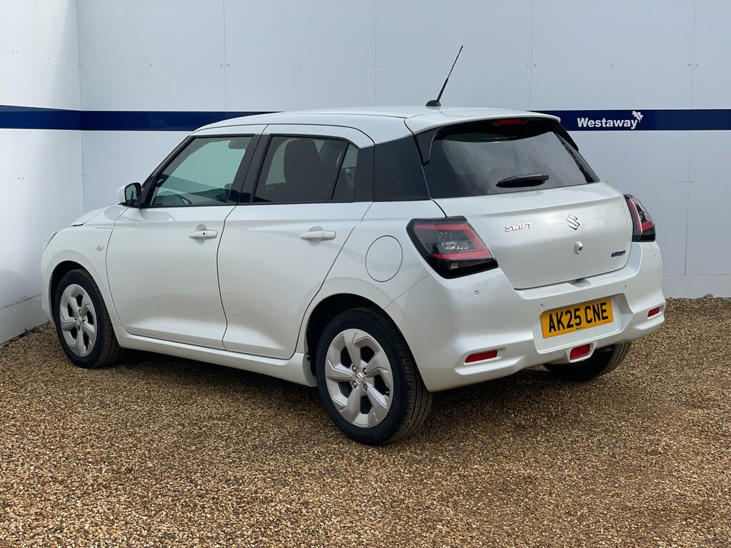 Suzuki Swift 1.2 Mild Hybrid Motion - 2025 25 AK25CNE White #3
