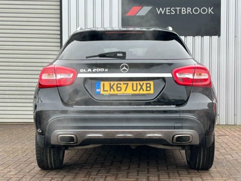 Mercedes-Benz GLA Class 2.1 Gla200d Amg LK67UXB Black #3