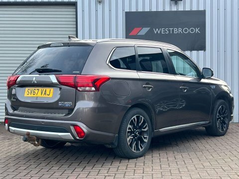 Mitsubishi Outlander 2.0H 12Kwh Juro SV67VAJ Brown #2