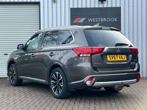 Mitsubishi Outlander 2.0H 12Kwh Juro SV67VAJ Brown #4
