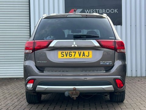 Mitsubishi Outlander 2.0H 12Kwh Juro SV67VAJ Brown #3
