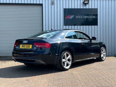 Audi A5 2.0 Tdi S KR11GAO Black #6