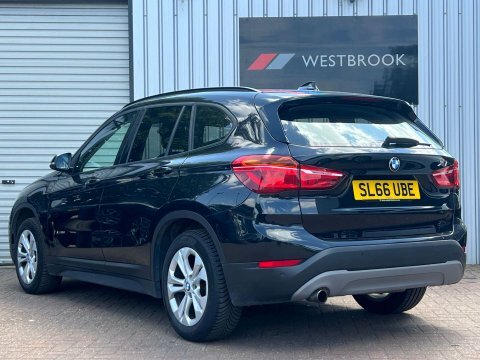 BMW X1 2.0 18D Se SL66UBE Black #4