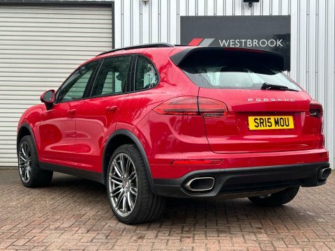 Porsche Cayenne 3.0 Td V6 SR15MOU Red #4