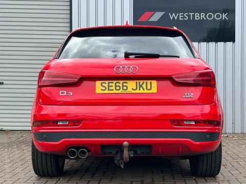 Audi Q3 2.0 Tdi S SE66JKU Red #5