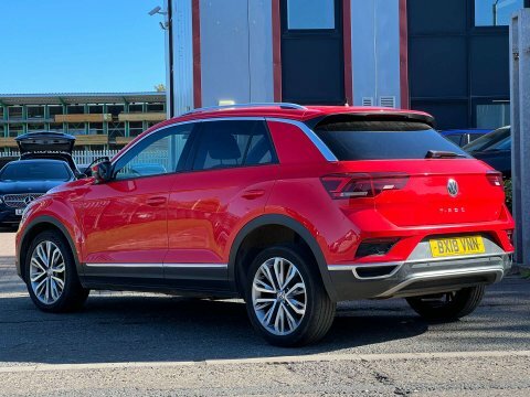 Volkswagen T-Roc 1.5 Tsi Evo BX18VNN Red #4