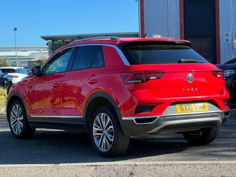 Volkswagen T-Roc 1.5 Tsi Evo BX18VNN Red #3