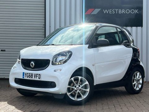 Smart Fortwo Coupe 1.0 Passion Coupe YG68VFD Black #3