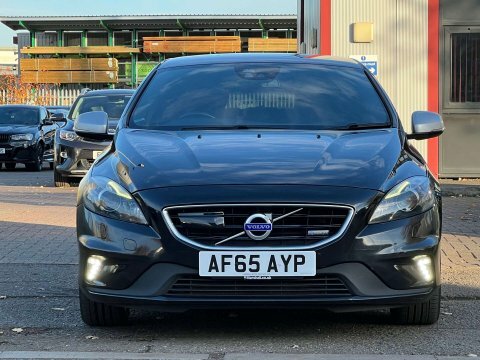Volvo V40 2.0 D4 R-design AF65AYP Black #3