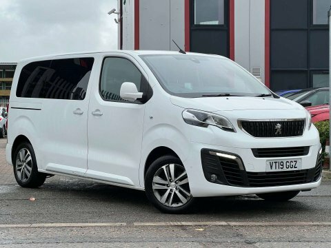 Peugeot Traveller 2.0 Bluehdi Allure VT19GGZ White #2