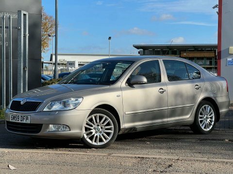 Skoda Octavia 2.0 Tdi Laurin SM59DFP Beige #5