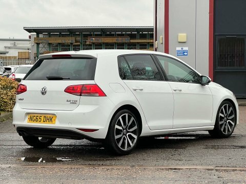 Volkswagen Golf 2.0 Tdi Bluemotion NG65DHK White #6