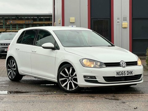 Volkswagen Golf 2.0 Tdi Bluemotion NG65DHK White #2