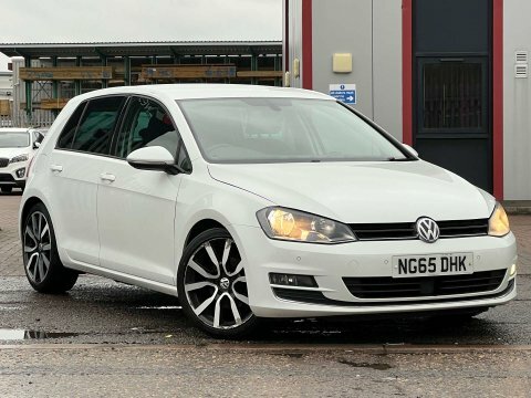 Volkswagen Golf 2.0 Tdi Bluemotion NG65DHK White