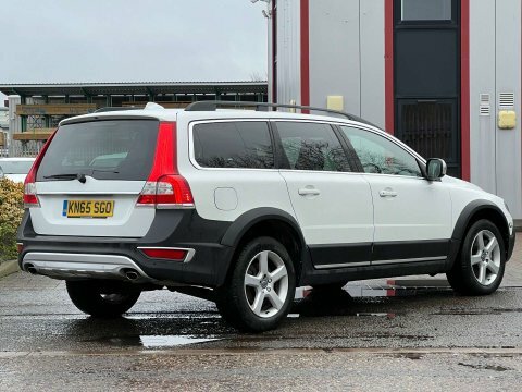 Volvo XC70 2.4 D5 Se KN65SGO White #6