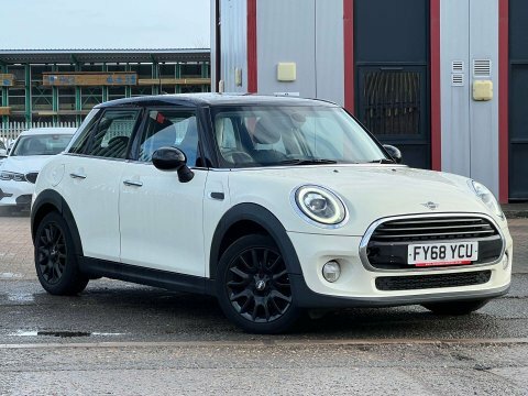 Mini Hatch 1.5 Cooper D FY68YCU White #4