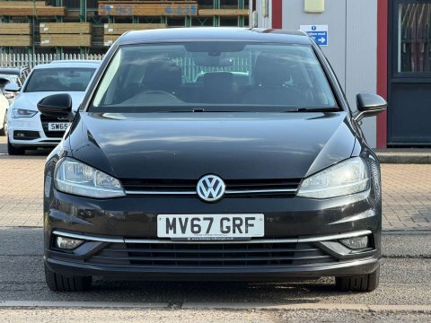 Volkswagen Golf 1.6 Tdi Bluemotion MV67GRF Black #3