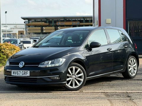 Volkswagen Golf 1.6 Tdi Bluemotion MV67GRF Black #4
